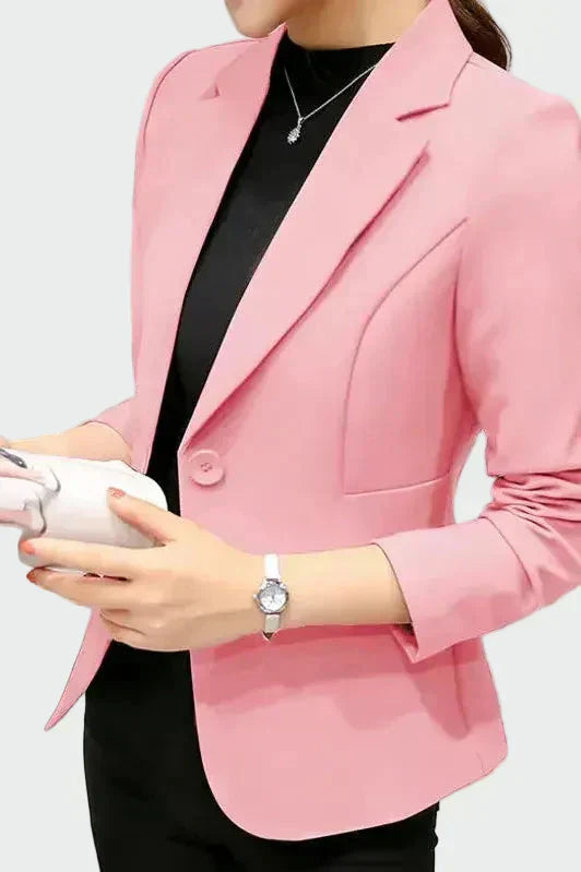 Леонтина - Яке с идеална кройка